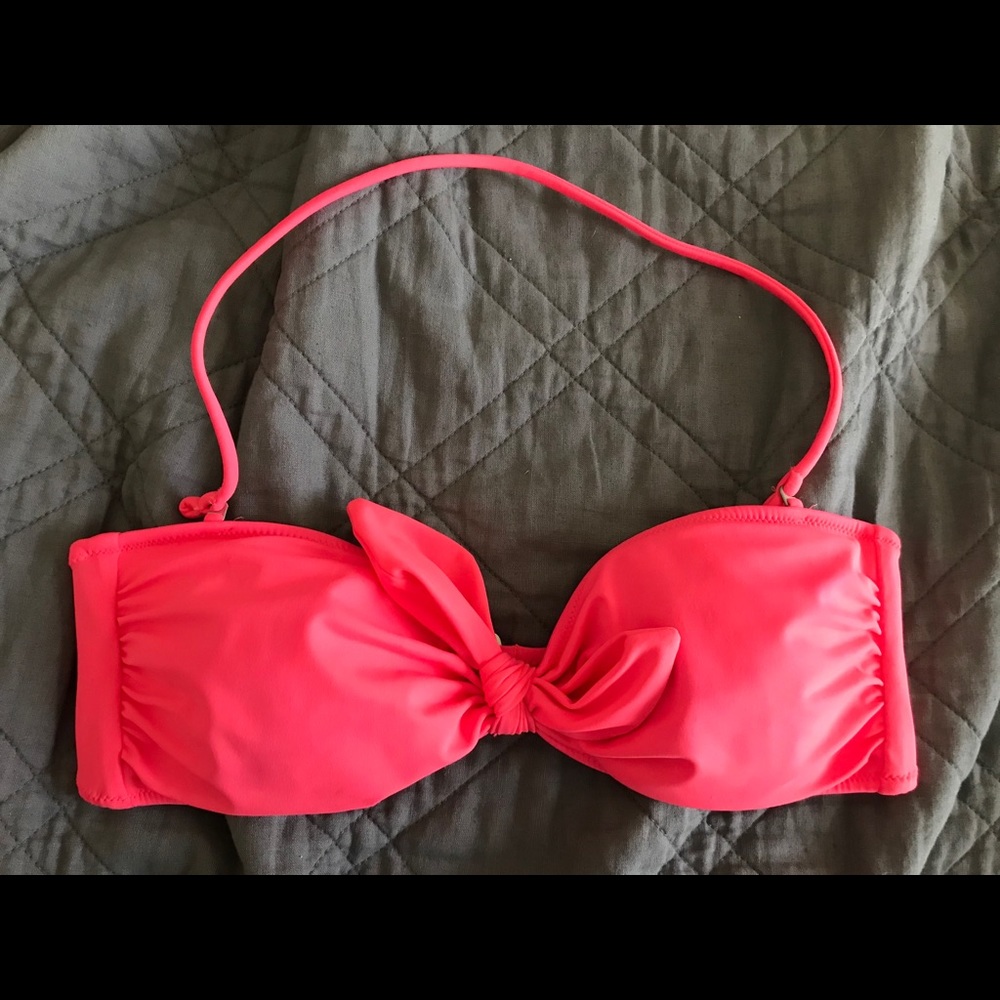 Victoria’s Secret bikini top